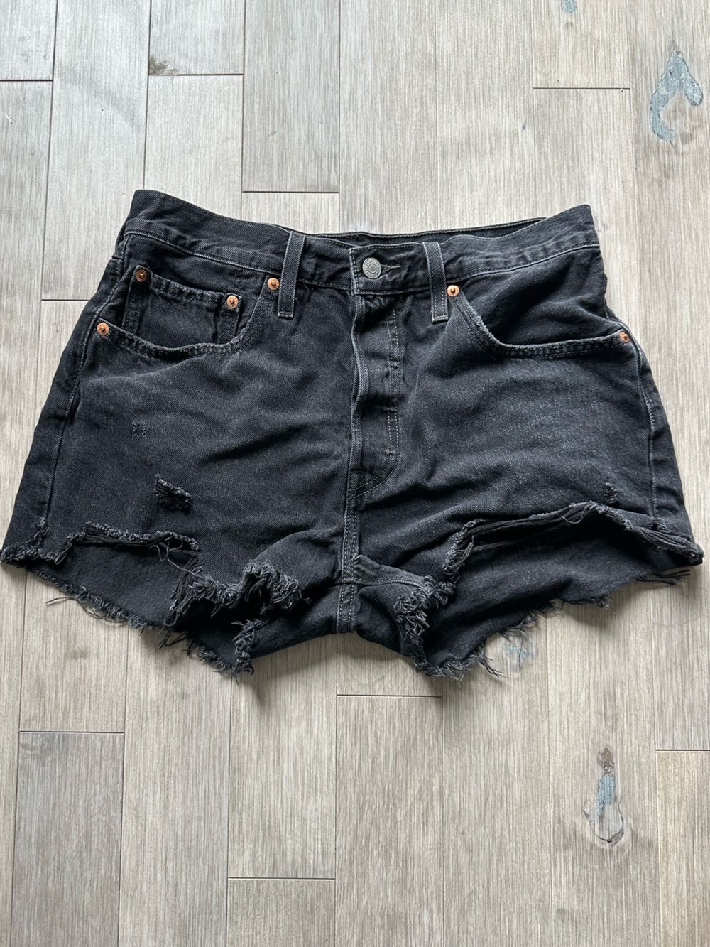 Levi's 3" Black Distressed Cutoff Denim Shorts Size W30